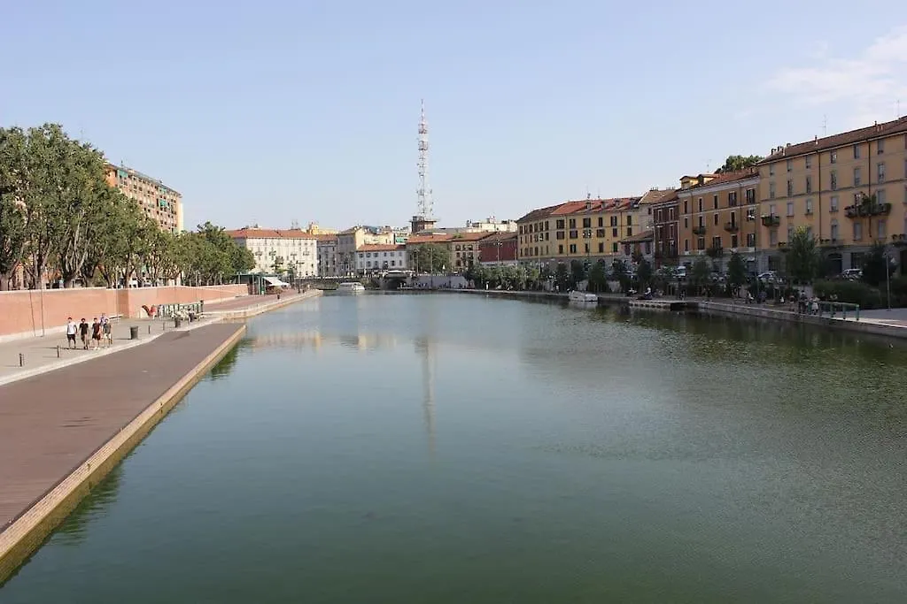 Corso Genova Apartment Urban Living In Milan