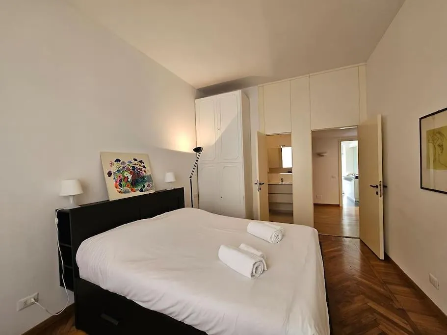 Corso Genova Apartment Urban Living In Milan